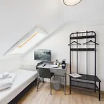 Crown Living Basic - Self Check-in - Free Parking - Highspeed Wifi - Ideal For And Work Fussach