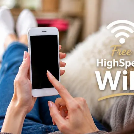 Crown Living Basic - Self Check-in - Free Parking - Highspeed Wifi - Ideal For And Work Apartment